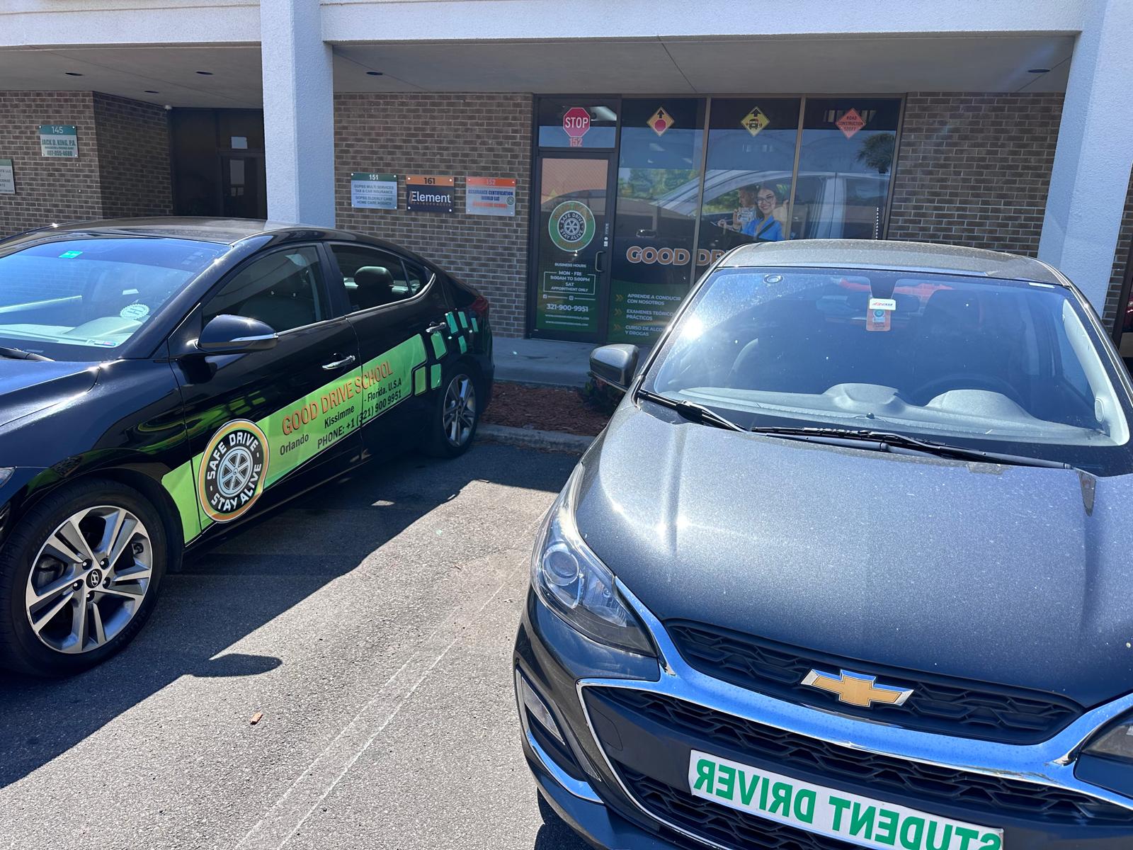 Driving instructor guiding student during 16-hour advanced lesson in Westland MI